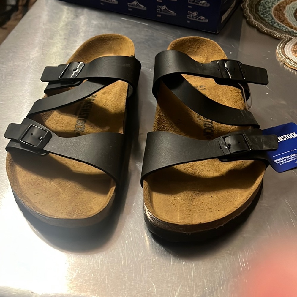 New Birkenstock Salina Size 40 Black